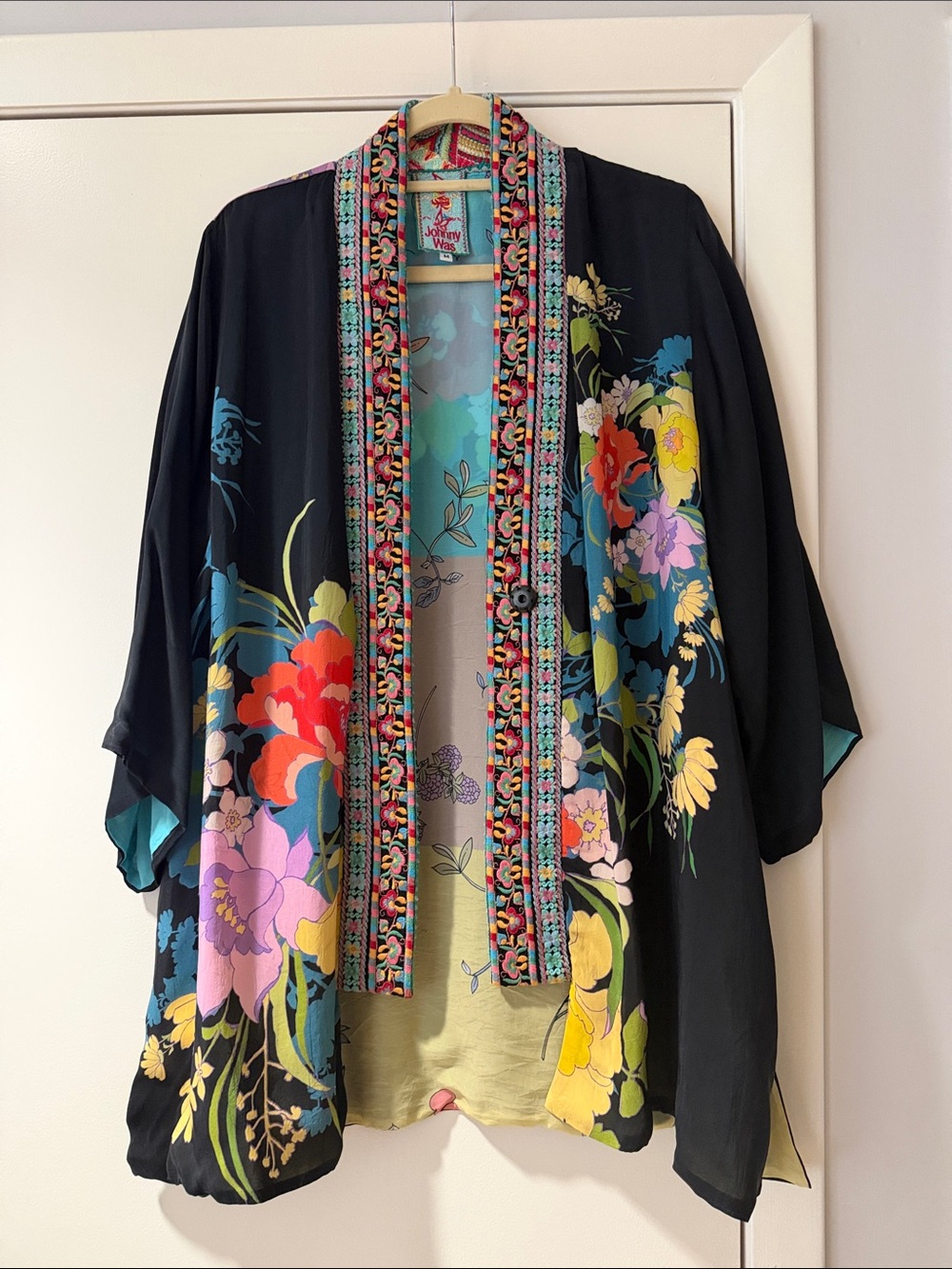 Johnny Was Fuska Reversible Embroidered kimono